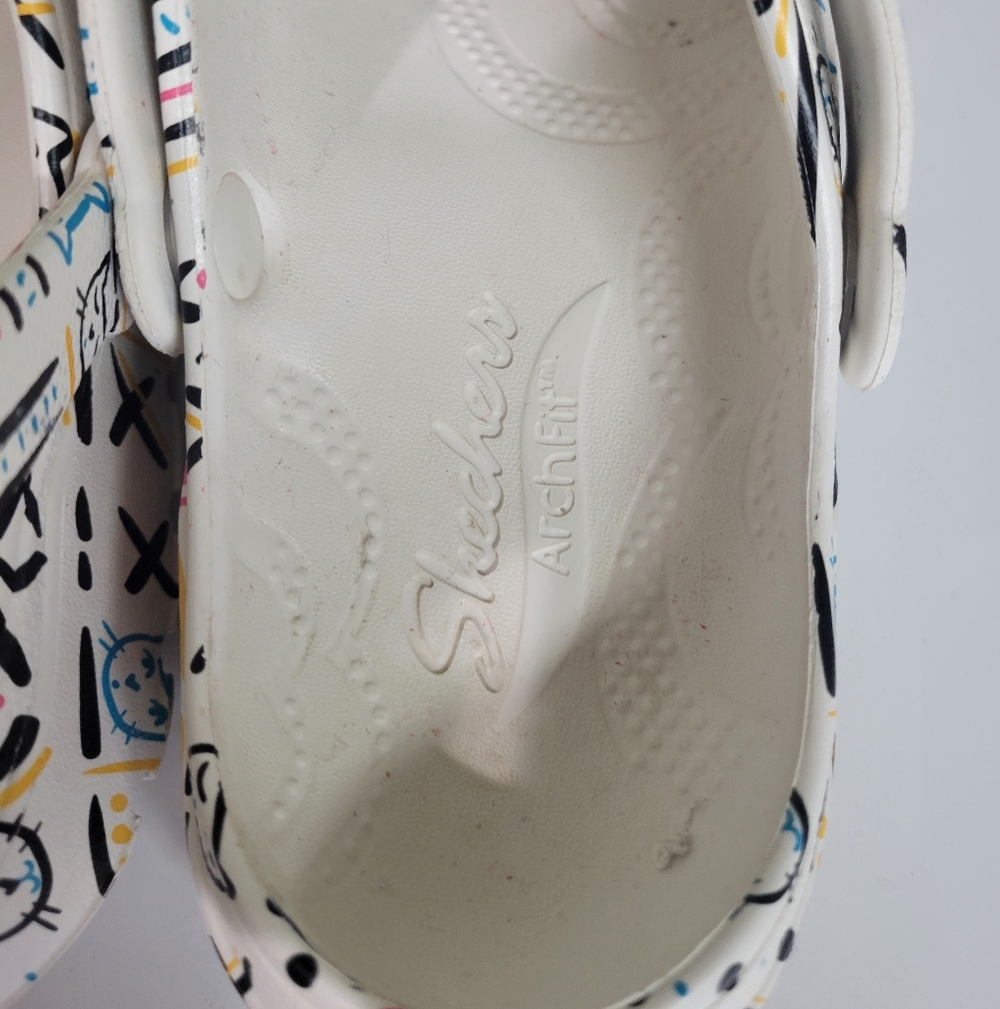 Sketchers Garden Clogs. Kitty Cat Themed. 8. - Picture 6 of 8
